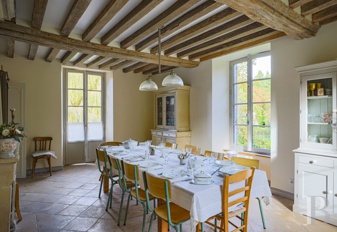 En Normandie, à Falaise, une maison des 17e et 18e siècles au cœur d’un quartier historique - photo  n°44